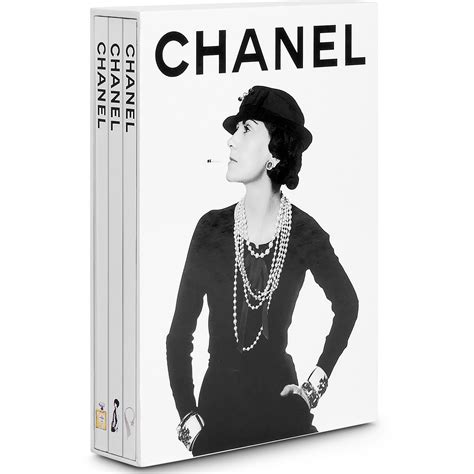 histoire de chanel résumé|Chanel français.